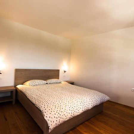Vinoteka Brda Apartment Шмартно Екстериор снимка